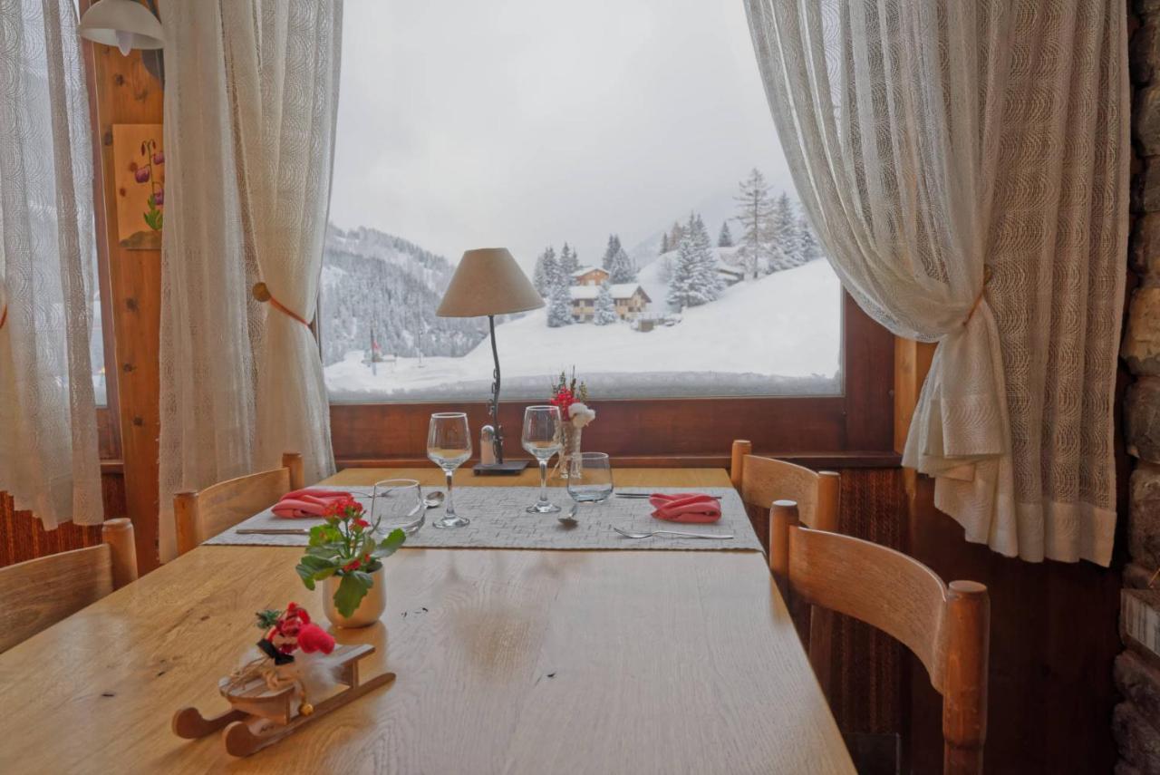 Motel Bivouac de Napoléon Bourg-Saint-Pierre Extérieur photo